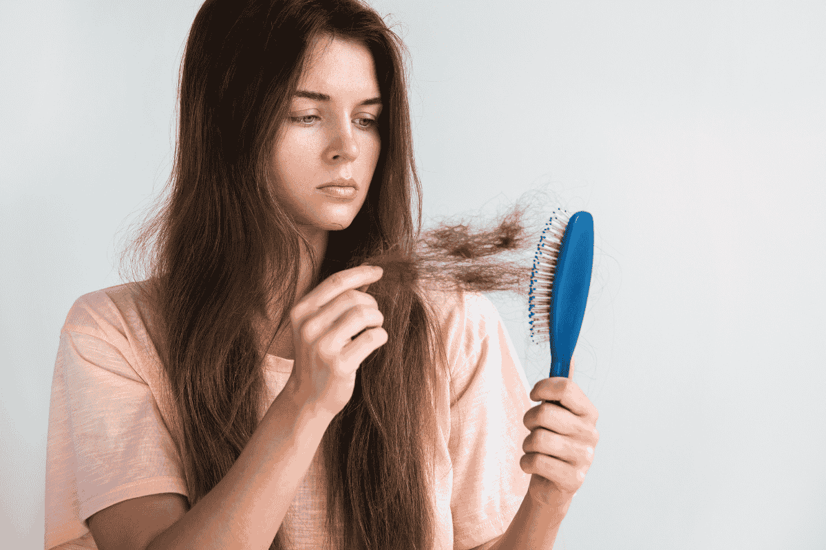 Nỗi lo rụng tóc của nhiều người hiện nay