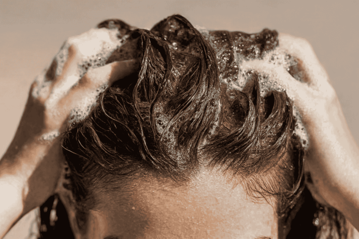 Gội đầu nhiều tóc có nhanh dài không