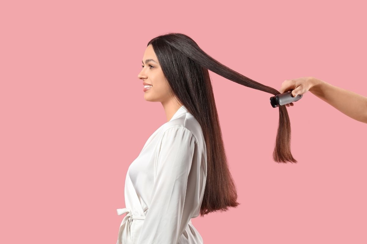 hấp dầu tóc có thẳng không